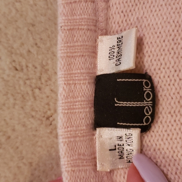 Maternity cashmere sweater - Picture 3 of 3